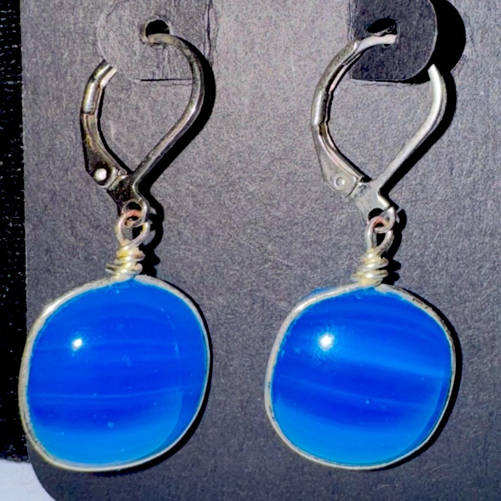 Vintage Retro Green Agate Gemstone Lever Back Pierced Dangle Earrings